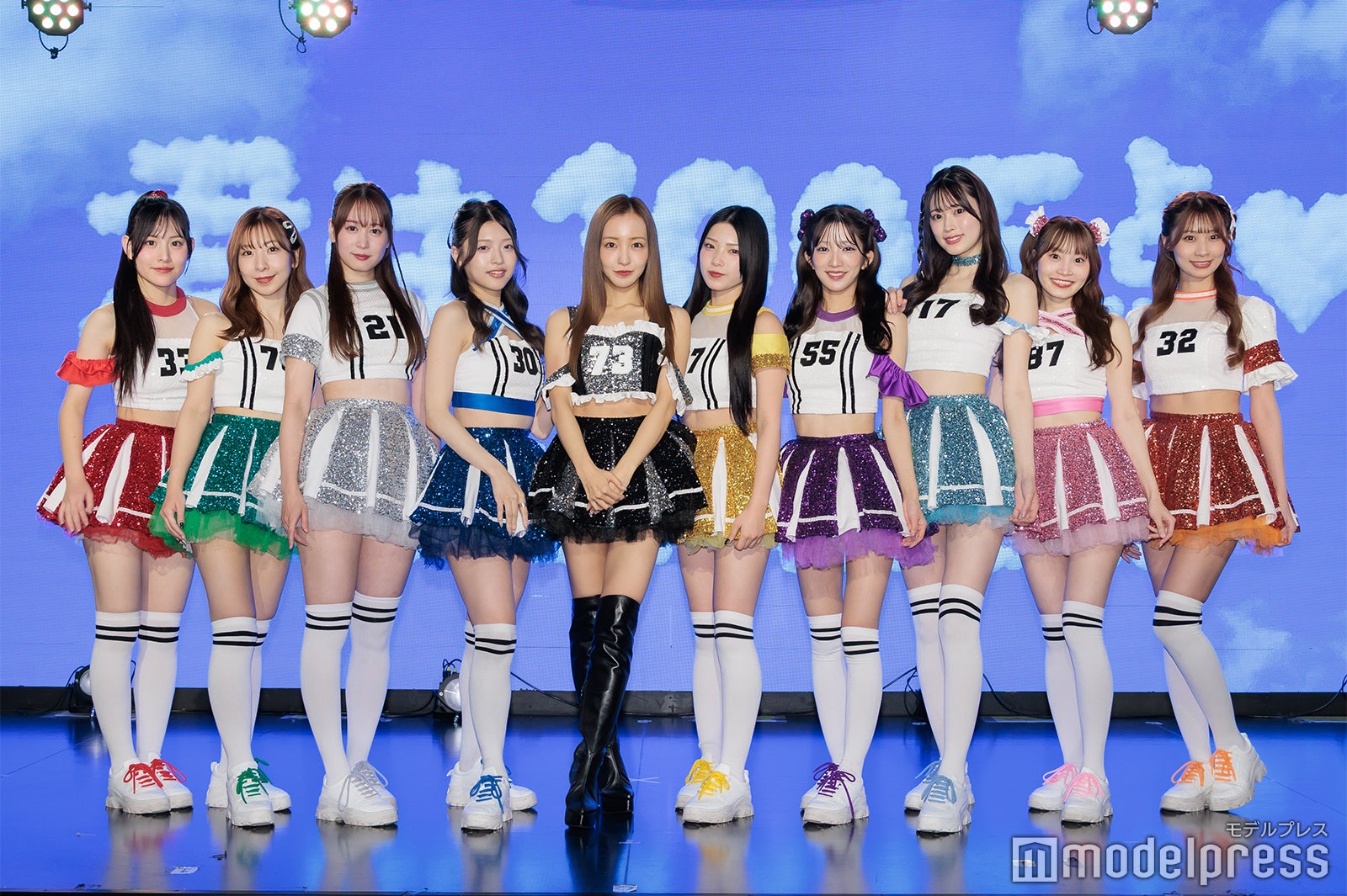 辺見桃和、板野成美、新居稚菜、堀口美澪、板野友美、松山玲菜、中山萌乃香、小崎凛奈、北村陽奈、河合彩香（C）モデルプレス