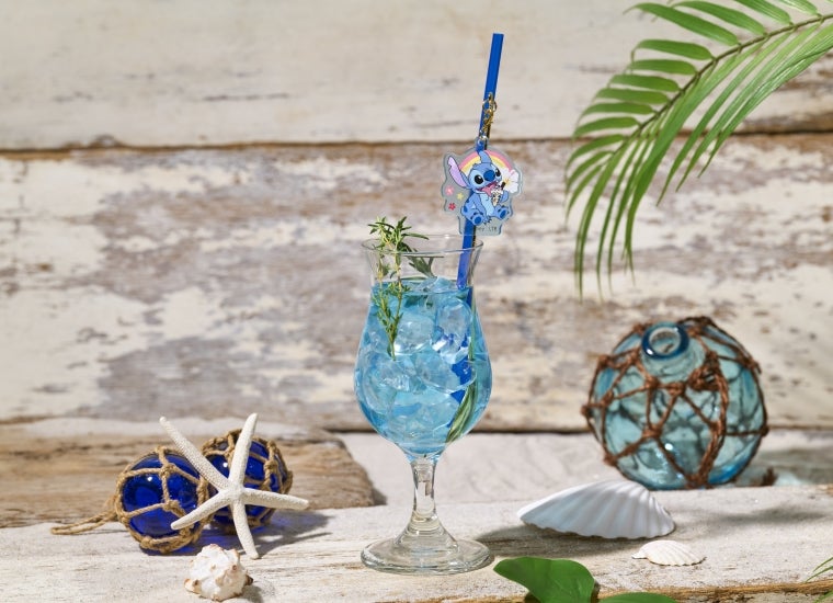 ＜スティッチ＞ブルーレモネード　税込990円（C）Disney