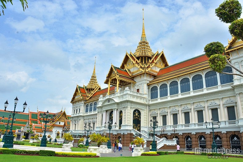 タイ様式と西洋様式が融合した王宮／歴代の王たちによる建造物と綺麗な庭園が広がる