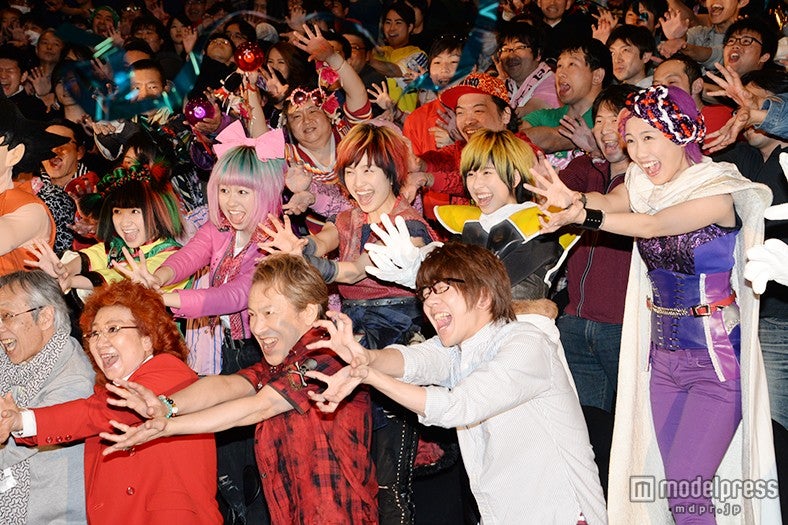 前列左から：野沢雅子、堀川りょう、花江夏樹／後列左から：有安杏果、佐々木彩夏、百田夏菜子、玉井詩織、高城れに