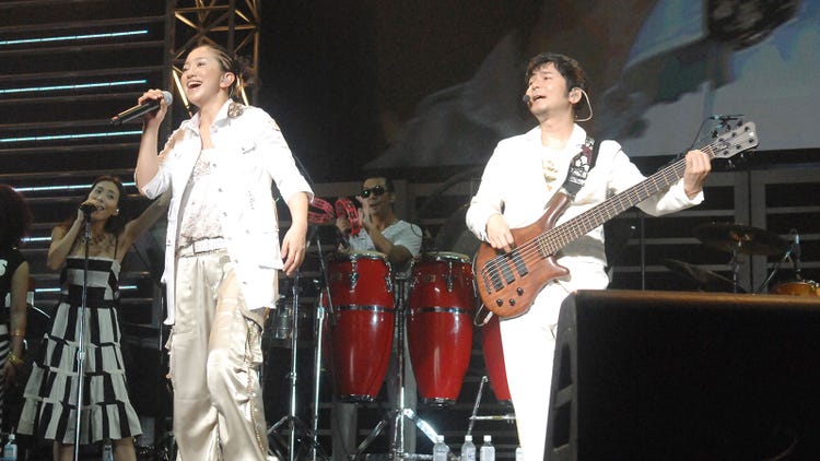 ドリカム ライブ中止を発表 中村正人が手術へ 完全に左肩から腕にかけて動かない状態 モデルプレス ドリカム ライブ中止を発表 中村正人が手術へ 完全に左肩から腕にかけて動かない状態 モデルプレス