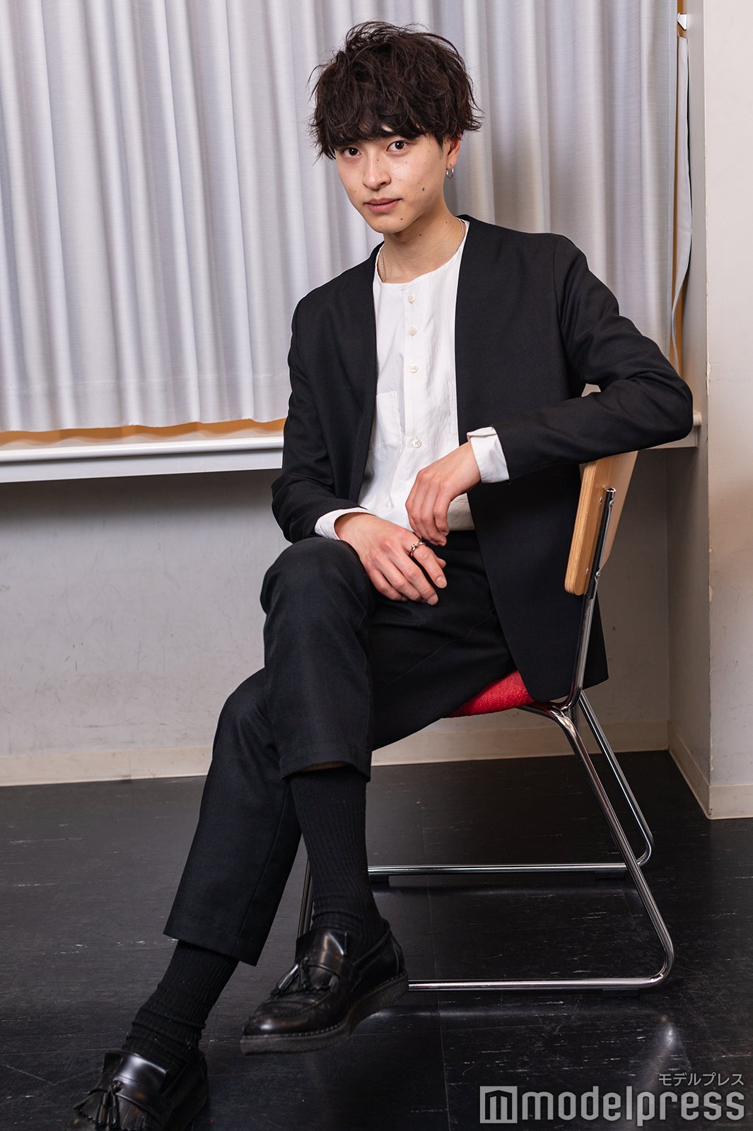 新納侃さん（C）モデルプレス