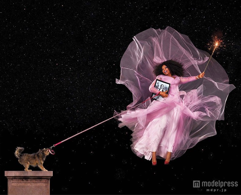 「オズの魔法使い」の北の良い魔女グリンダになりきるオプラ・ウィンフリー／画像提供：ハースト婦人画報社／写真：Jean-Paul Goude