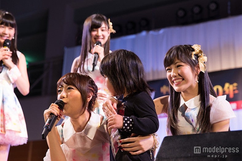 「『誰かのために』プロジェクト」／2014年（C）AKS