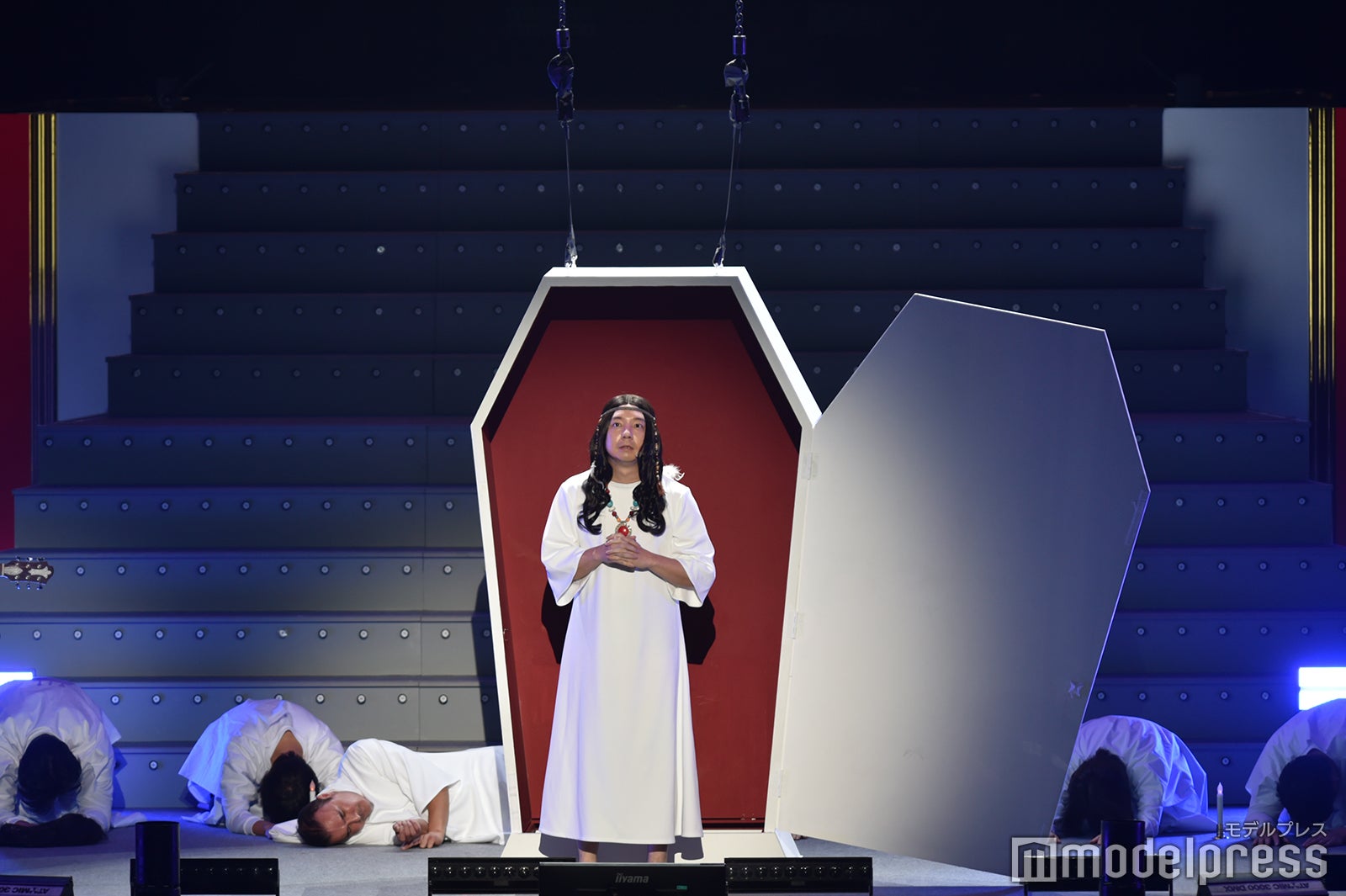 アイニスタ「『有吉の壁』Break Artist Live’22」（C）モデルプレス