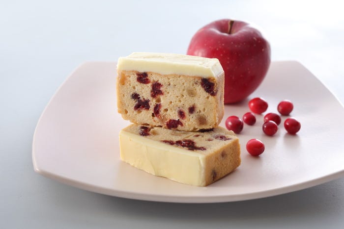 アップル&ベリーパウンドケーキ¥385/画像提供:スターバックス コーヒー ジャパン