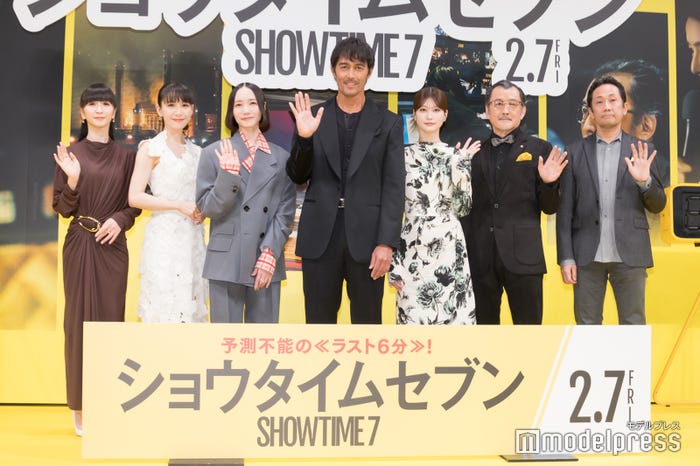 かしゆか、あ~ちゃん、のっち、阿部寛、生見愛瑠、吉田鋼太郎、渡辺一貴監督(C)モデルプレス