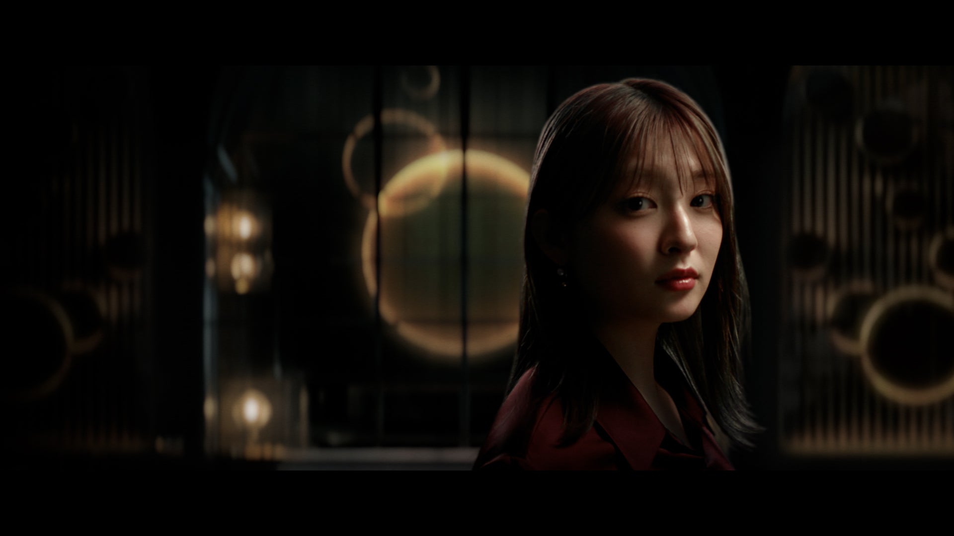 吉川愛／新CM「うまさが輝く、苦味がある。」篇より（提供写真）