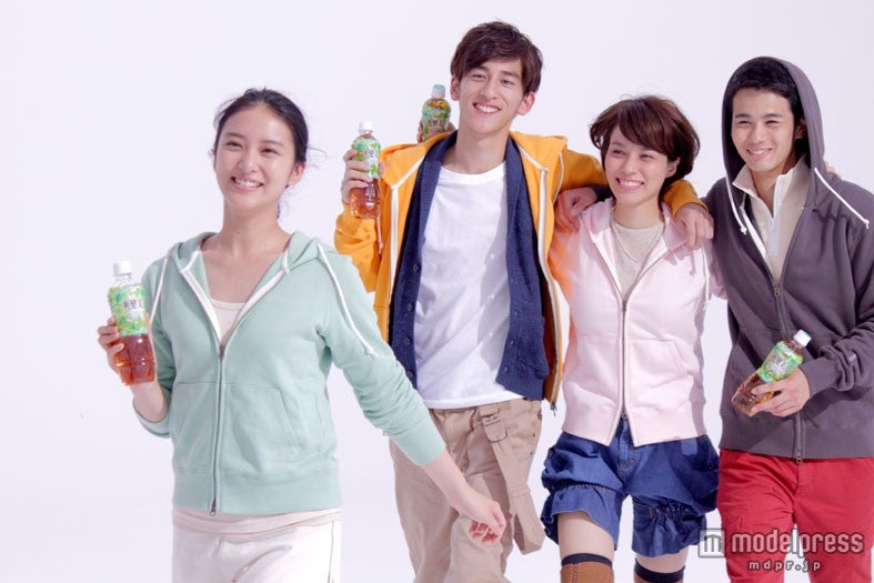 武井咲のCM撮影風景