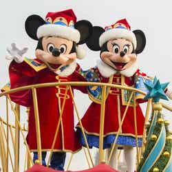 現在、30周年の東京ディズニーリゾートのクリスマスプログラムを開催中(C)Disney