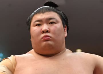 熱海富士は初Vならず またも優勝決定戦で敗れる 安青錦が連覇