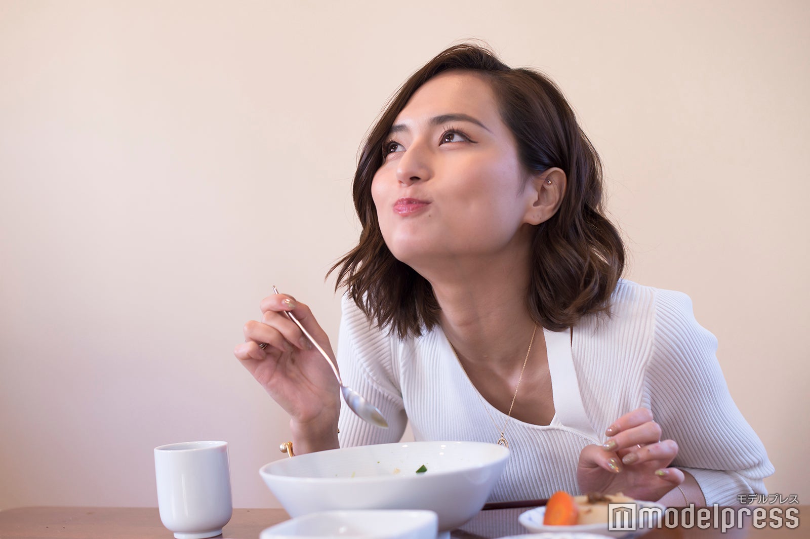 山賀琴子（C）モデルプレス