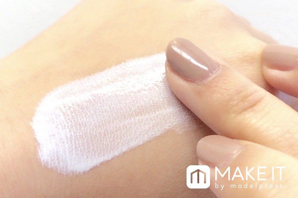 セザンヌ「皮脂テカリ防止下地 ライトブルー」 (C)メイクイット