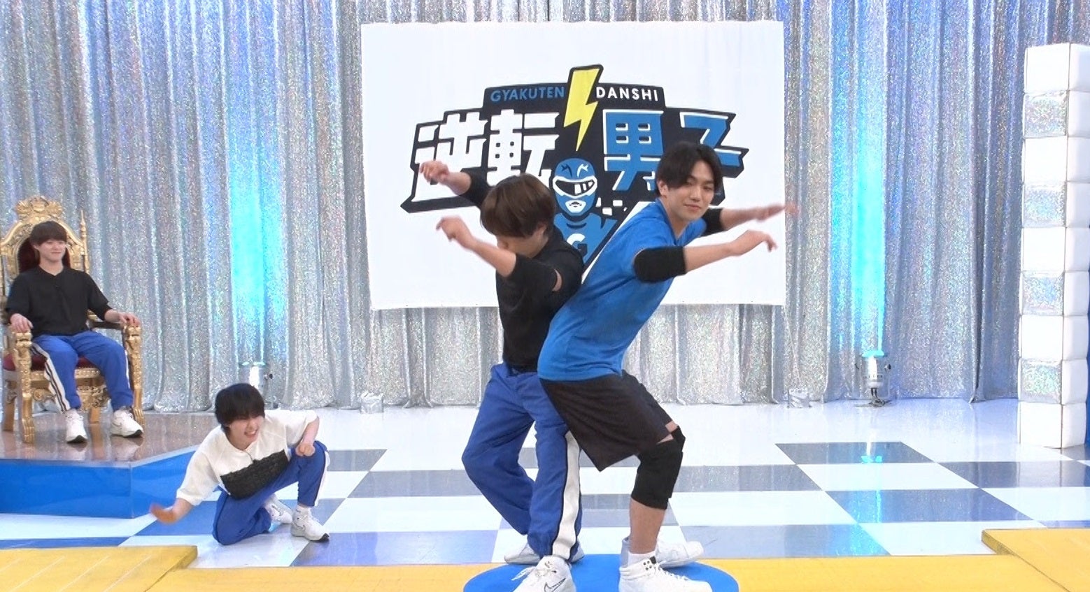 大橋和也、大西流星、藤原丈一郎、正門良規（C）テレビ朝日