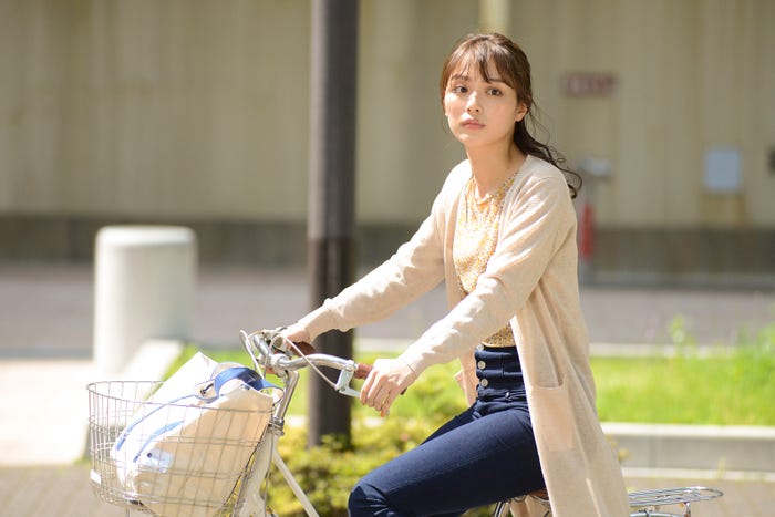 内田理央/「おっさんずラブ」第5話より(C)テレビ朝日