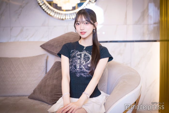 「BARCELONA 桃李」湊ゆな(C)モデルプレス