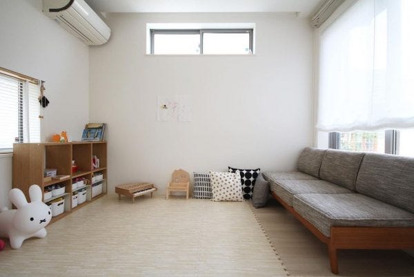 リビングに子供が遊ぶスペースを作るアイデア集 狭い賃貸でも なレイアウト モデルプレス リビングに子供が遊ぶスペースを作るアイデア集 狭い賃貸でも なレイアウト モデルプレス