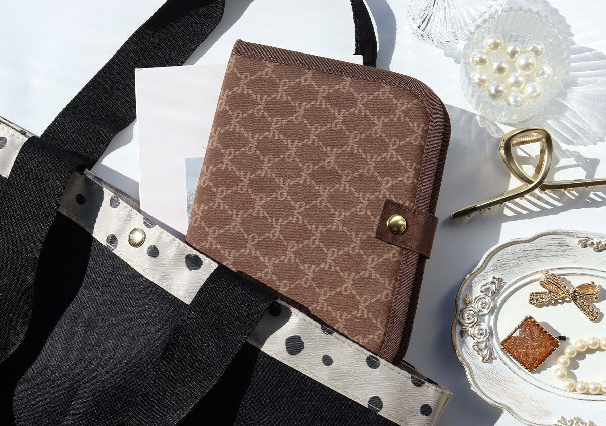 宝島社 雑誌付録 素敵なあの人4月号 ロベルタ 宝島社雑誌付録素敵なあの人4月号のロベルタ