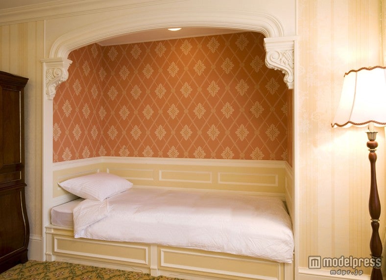 アルコーヴベッド／東京ディズニーランドホテル（C）Disney