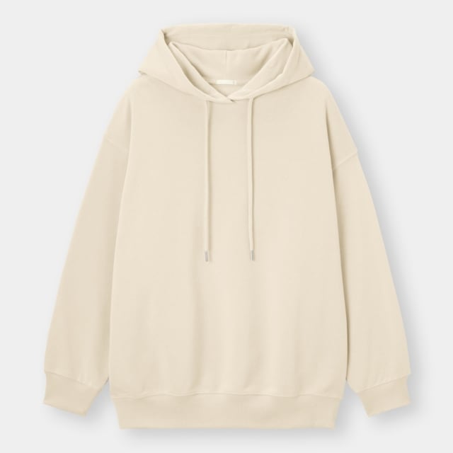 ナチュラルカラーのスウェットパーカー