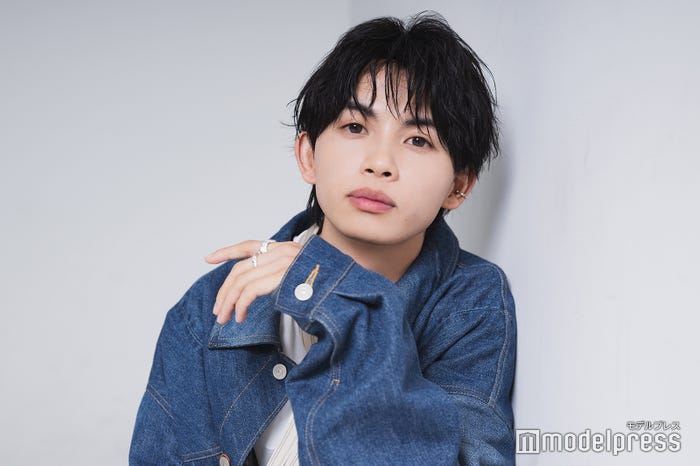 草川直弥(C)モデルプレス