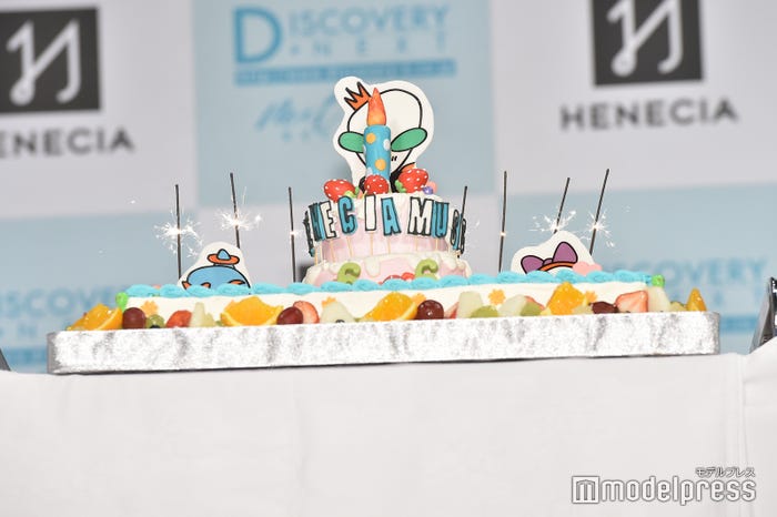 バースデーケーキ(C)モデルプレス