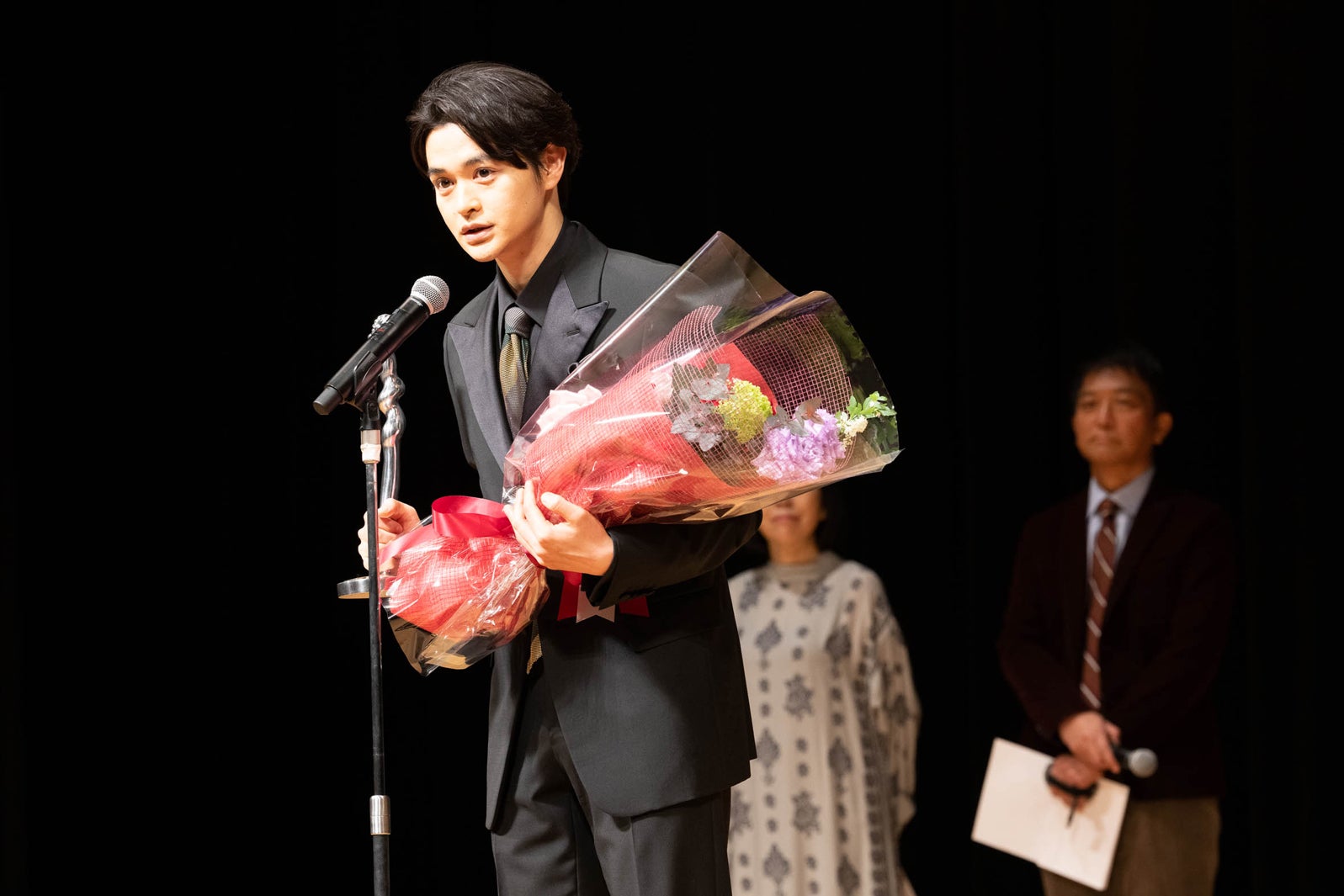 瀬戸康史（提供写真）