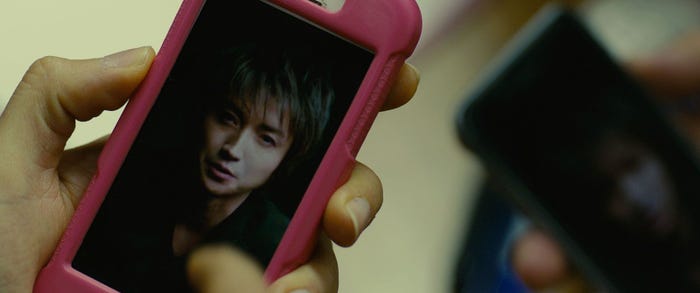 映画「デスノート Light up the NEW world」のワンシーン(C)大場つぐみ・小畑健/集英社 (C)2016「DEATH NOTE」FILM PARTNERS