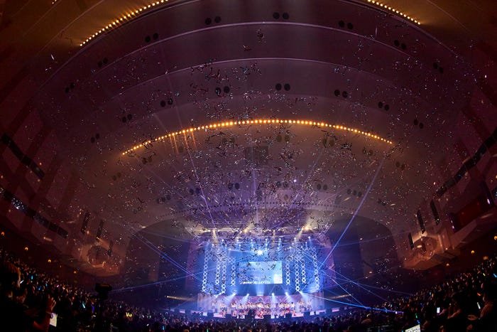 ラストアイドル/「眩しすぎる流れ星」 (C)Yoshifumi Shimizu