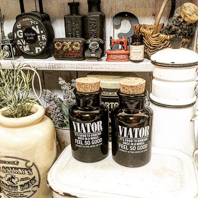 100均ダイソーの調味料入れ特集 生活感のないキッチンインテリアを作ろう モデルプレス