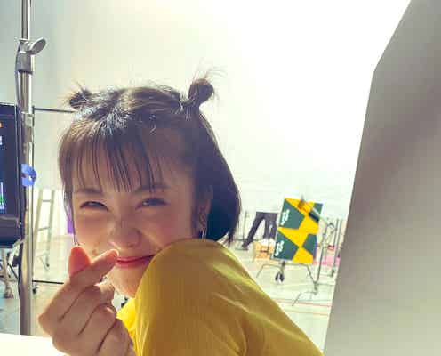 浜辺美波、“きゅんポーズ”披露 橋本環奈「尊ひ」と反応