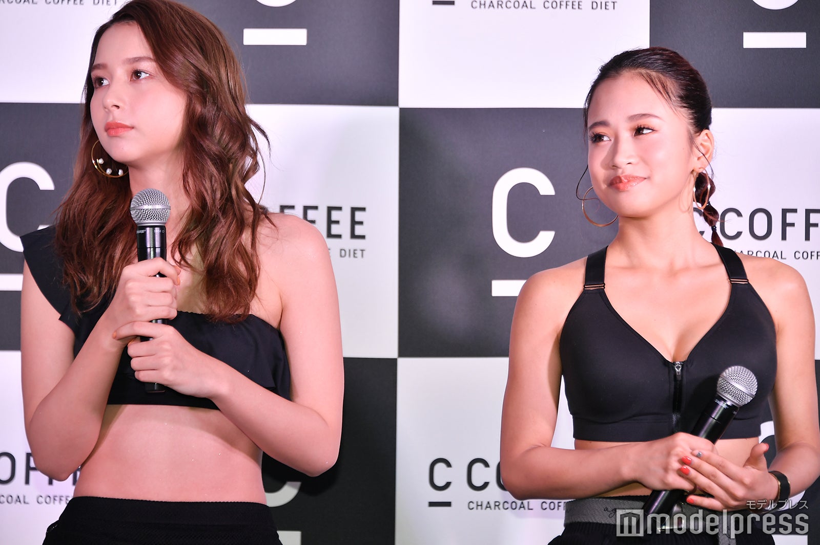 Niki、田辺莉咲子 （C）モデルプレス