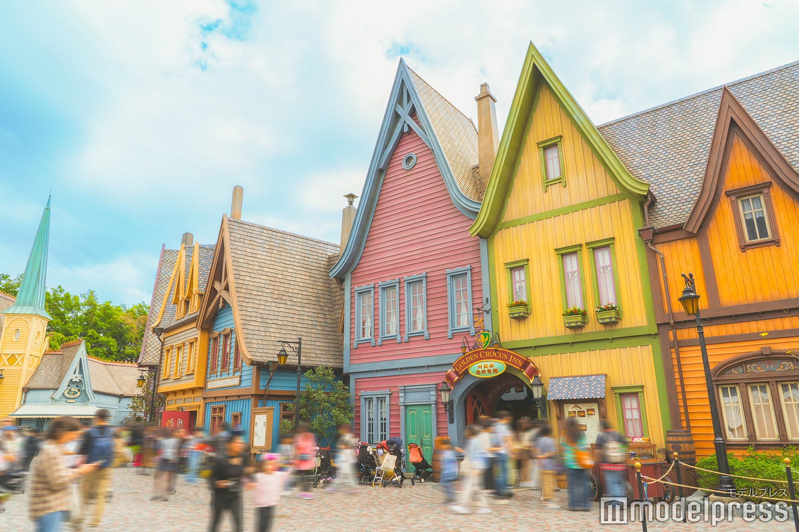 ゴールデン・クロッカス・イン（C）モデルプレス