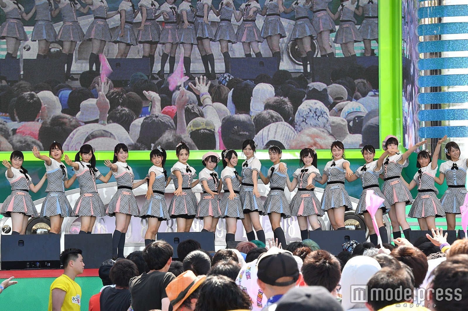 チーム8 （C）モデルプレス