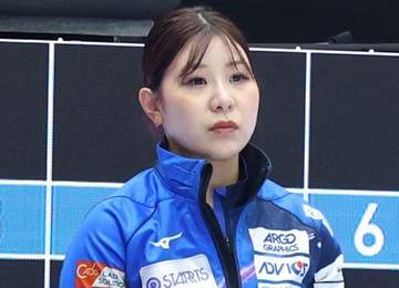 カーリング 吉田夕梨花が夫婦2ショット公開「大自然満喫コース」「次会うのは年末」温泉でリフレッシュ