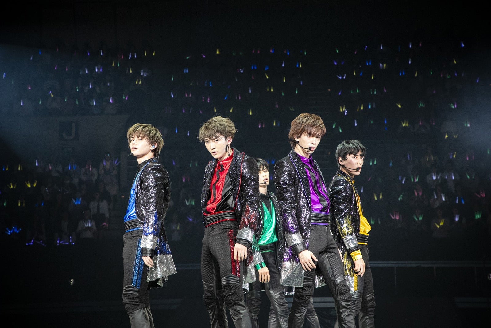 超特急（写真：米山三郎、深野輝美、山下陽子）※独占掲載