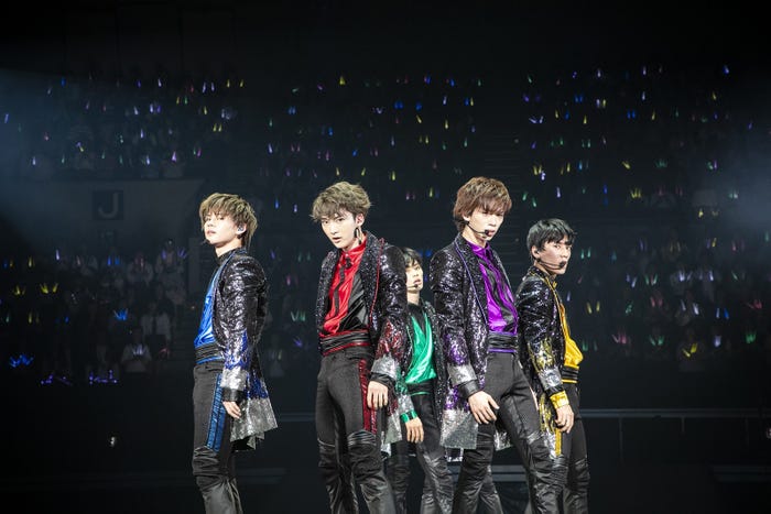 超特急(写真:米山三郎、深野輝美、山下陽子)※独占掲載