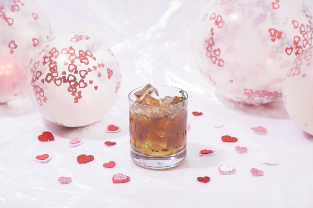 パッションフルーツティー／火曜ドラマ『Eye Love You』 Cafe（提供写真）