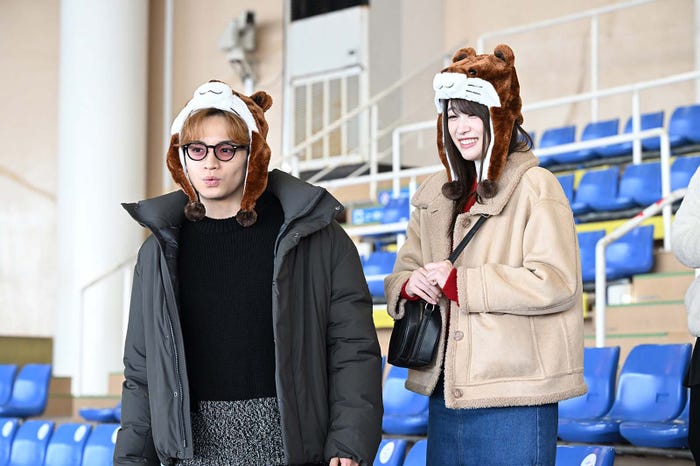 中島健人、高橋ひかる「リビングの松永さん」第10話より(C)カンテレ