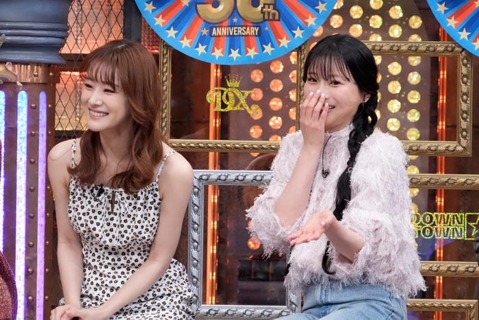 福岡みなみ、重盛さと美(C)読売テレビ