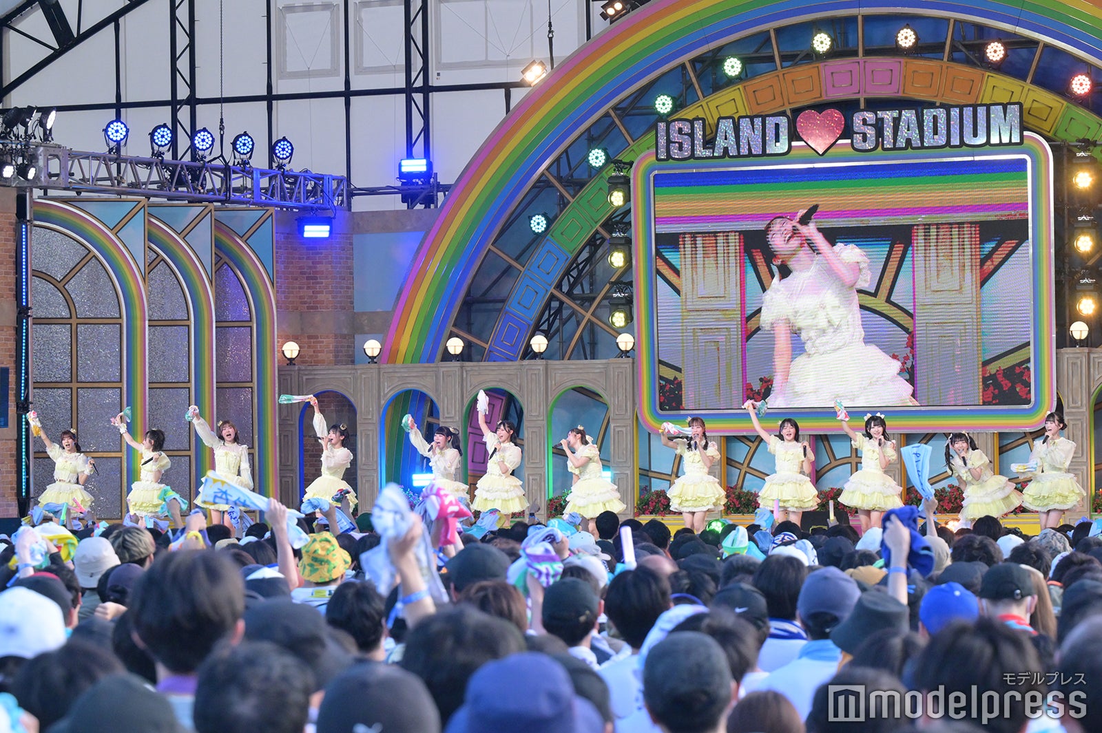 ≒JOY（C）モデルプレス