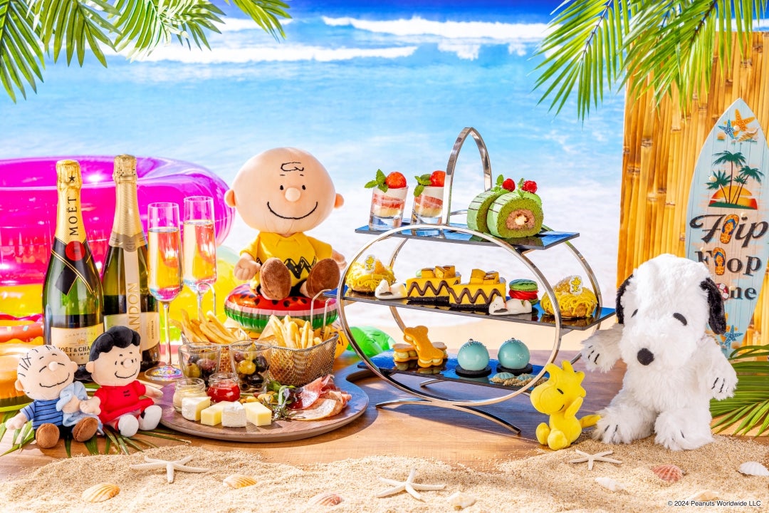 イブニングハイティー「Snoopy Summer Beach Time」6,800円／提供画像