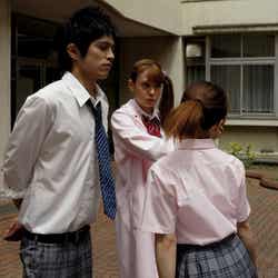 山本裕典、トリンドル玲奈/ドラマ「山田くんと7人の魔女」第2話より