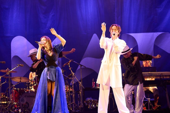 浜崎あゆみ、浦田直也(提供写真)