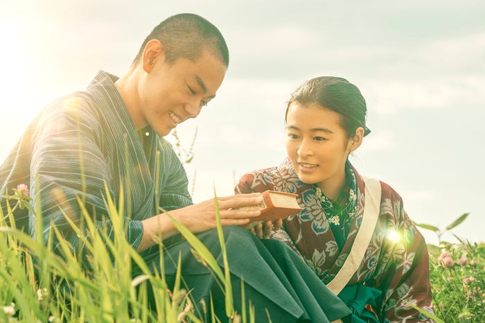 (C)2022 「銀河鉄道の父」製作委員会