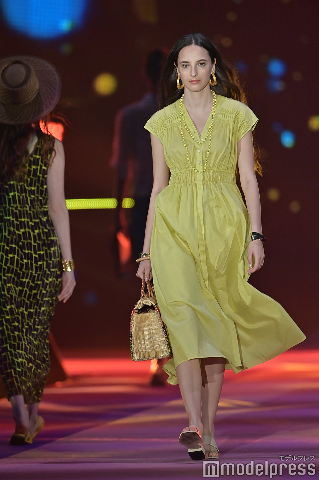 （C）モデルプレス