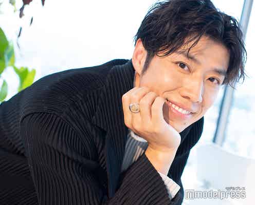 「バチェラー4」黄皓、妻との密着2ショット公開「ラブラブ」「微笑ましい」の声