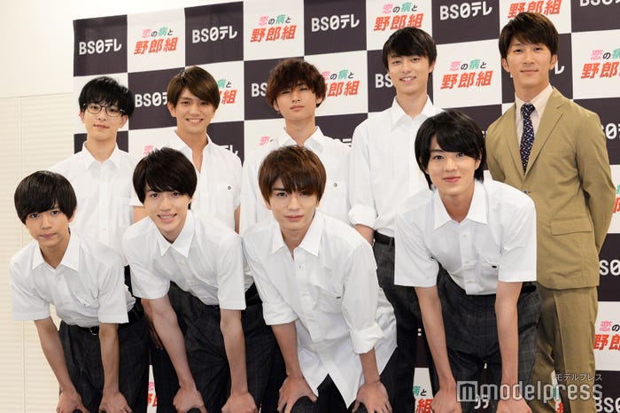 (前列左から)織山尚大、岩崎大昇、高橋優斗、佐藤龍我(後列左から)中村嶺亜、正門良規、猪狩蒼弥、作間龍斗、濱田崇裕(C)モデルプレス