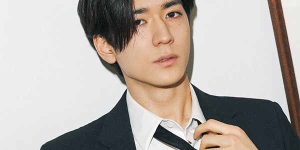 Hey! Say! JUMP中島裕翔、溢れる大人の色気「ViVi」初ソロ出演