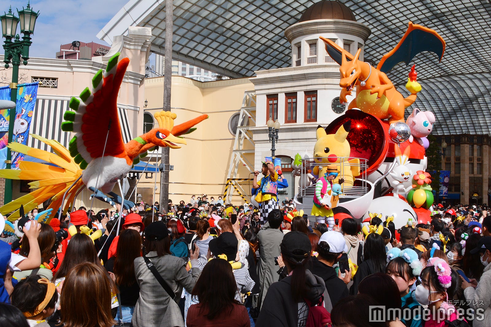 NO LIMIT！パレード（C）モデルプレス